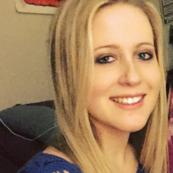 Meet your Posher, Greta - Picture 1 of 1